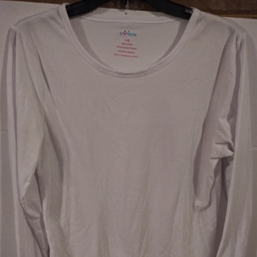 Sivvan large white long sleeve shirt